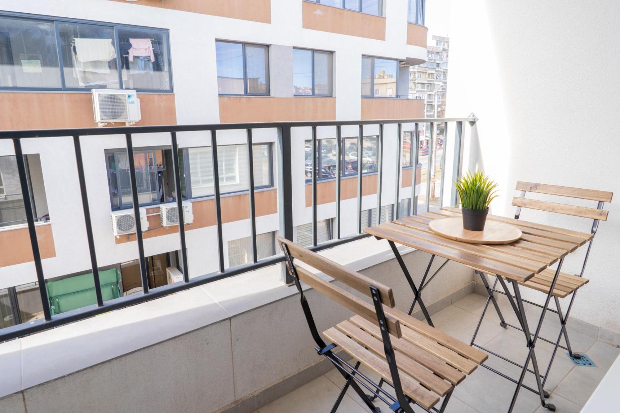 New Modern & Cozy Apartment With Free Parking Варна Екстер'єр фото