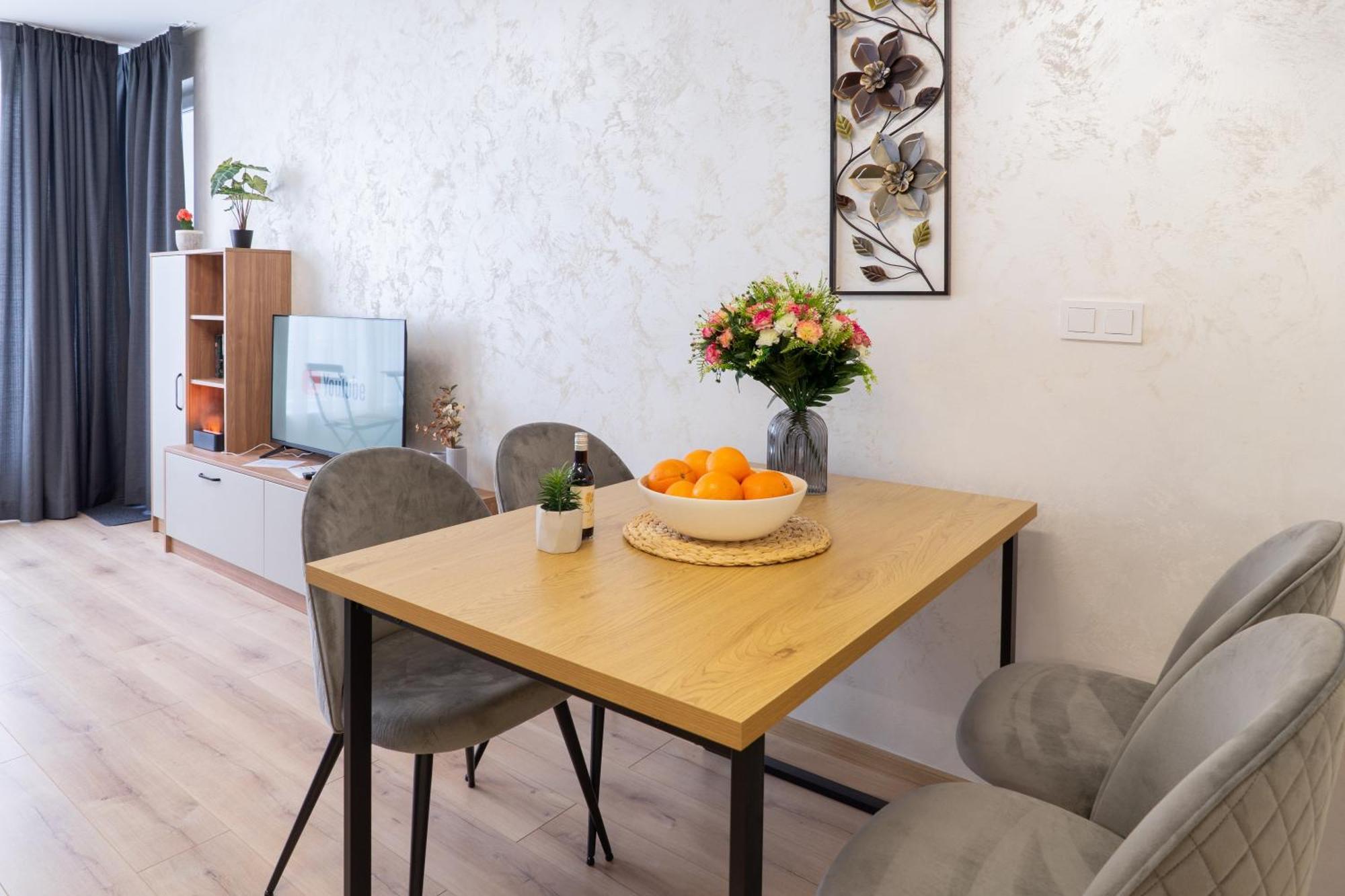 New Modern & Cozy Apartment With Free Parking Варна Екстер'єр фото