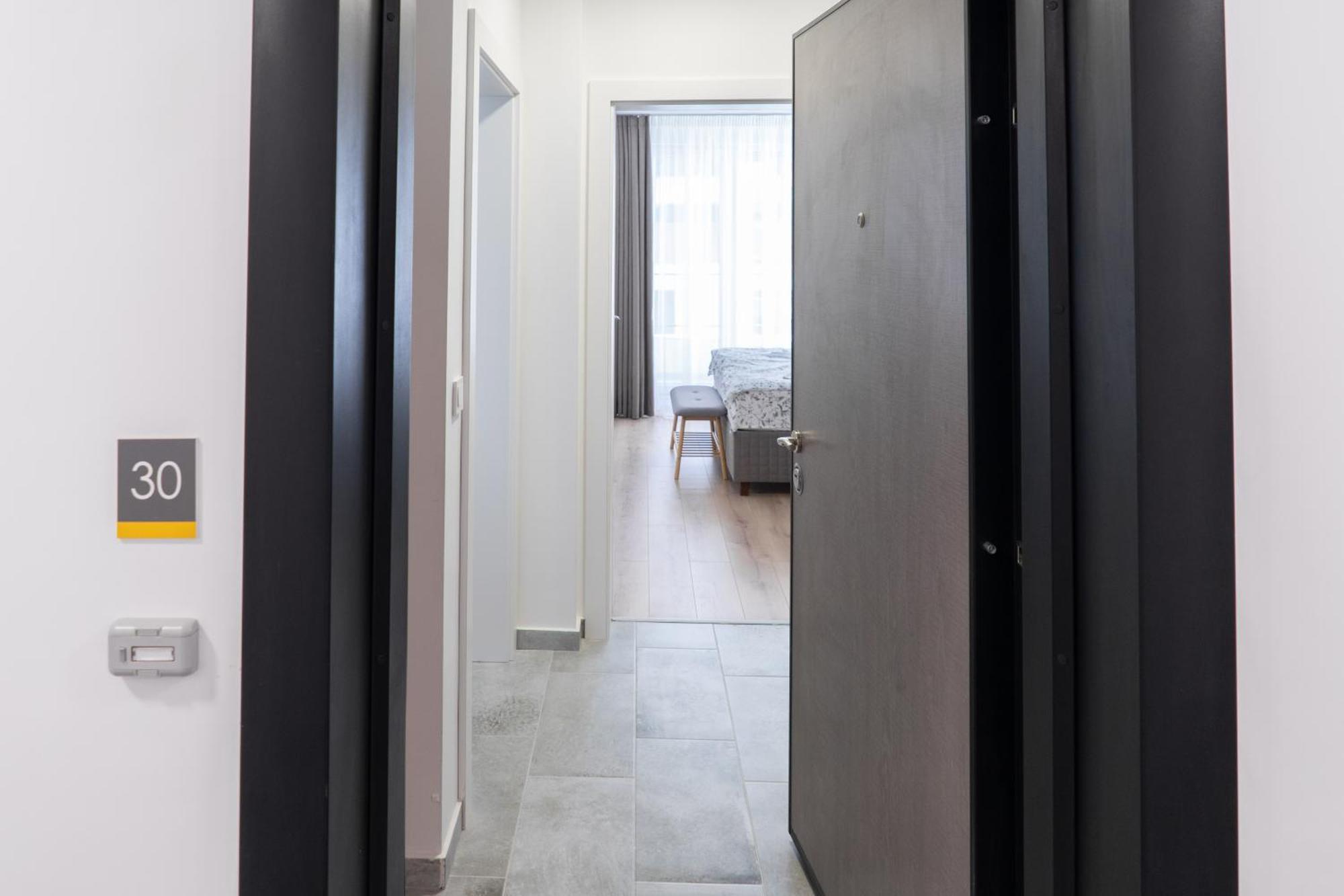 New Modern & Cozy Apartment With Free Parking Варна Екстер'єр фото
